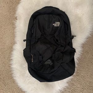 north face jester backpack🖤🤍